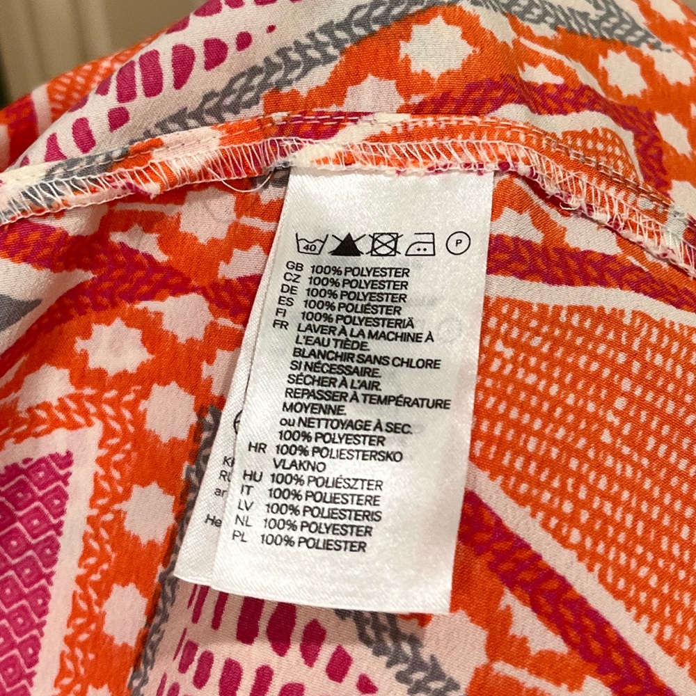 Geometric Patterned Tunic - Picture 6 of 10
